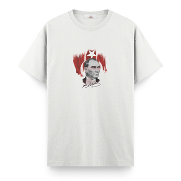 Atatürk Bayrak - Regular Tshirt