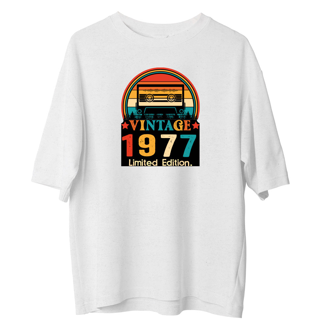 Vintage 1977 - Oversize Tshirt